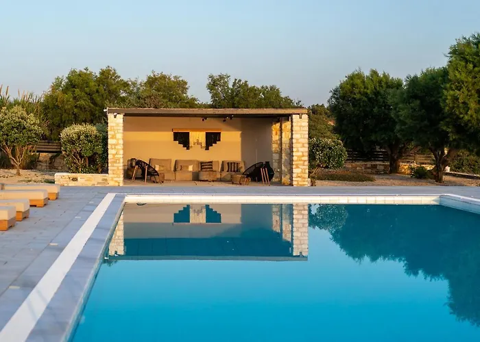 فيلة Ambassador Luxury