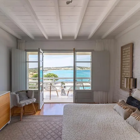 Ambassador Luxury Santa Maria (Paros)