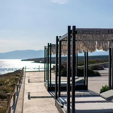 Ambassador Luxury Parikia (Paros)