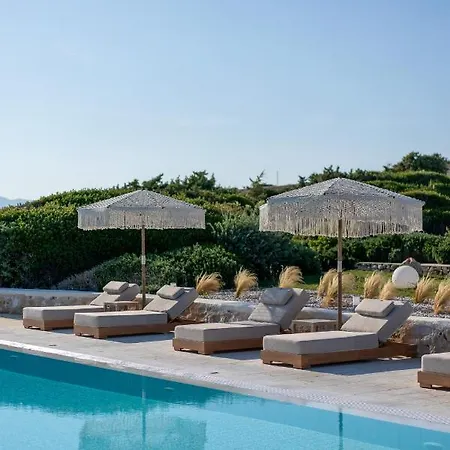 Ambassador Luxury Villa Santa Maria (Paros)