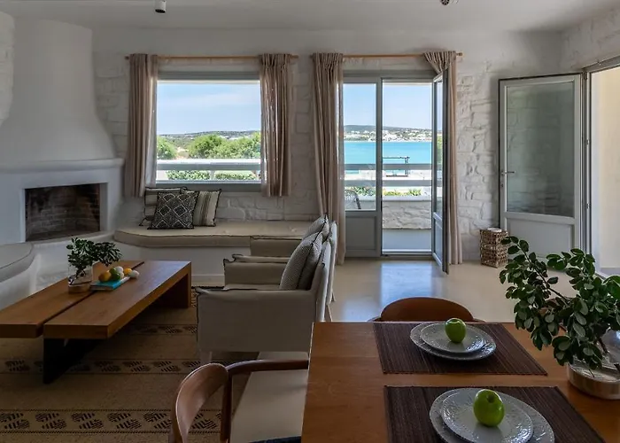 Ambassador Luxury Villa *